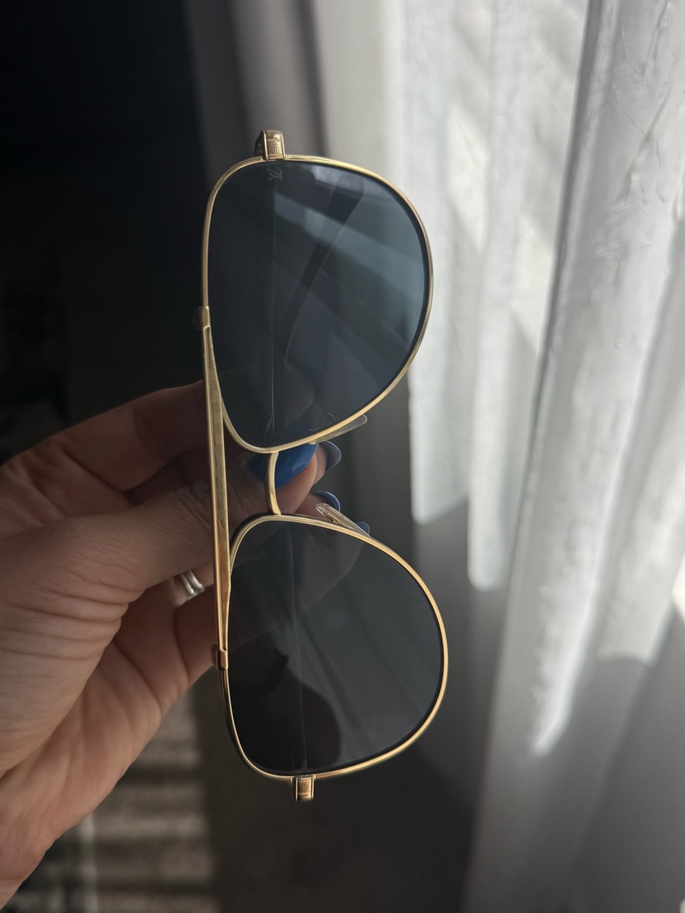 Louis Vuitton Gold Aviator Sunglasses with Dark Lenses - Picture 8 of 11